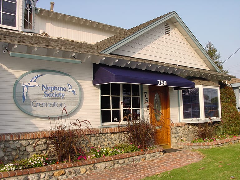 commercial awnings